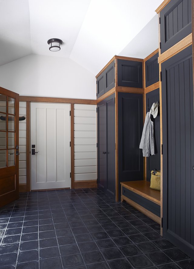 Grove Landing mudroom