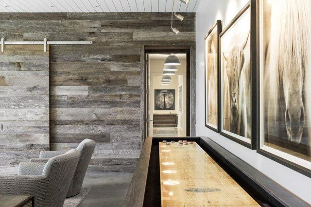 Black Dog Farm Hallway from Game Room