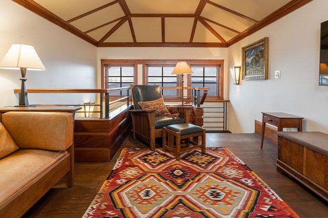 Modern Opus Sitting Nook