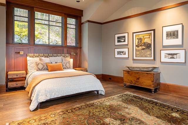 Modern Opus Guest Bedroom