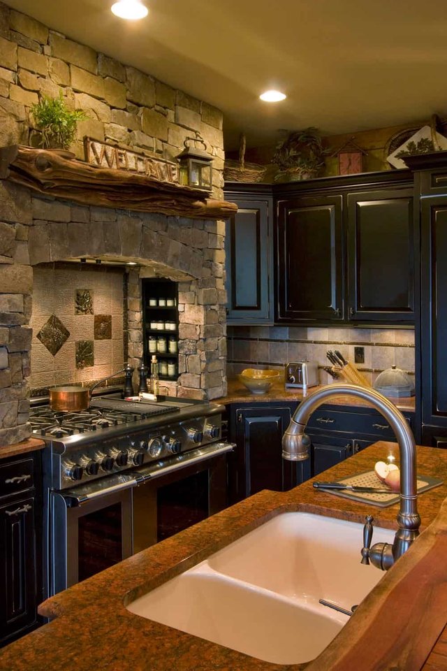 Balsam Haven Kitchen with Gas Stove