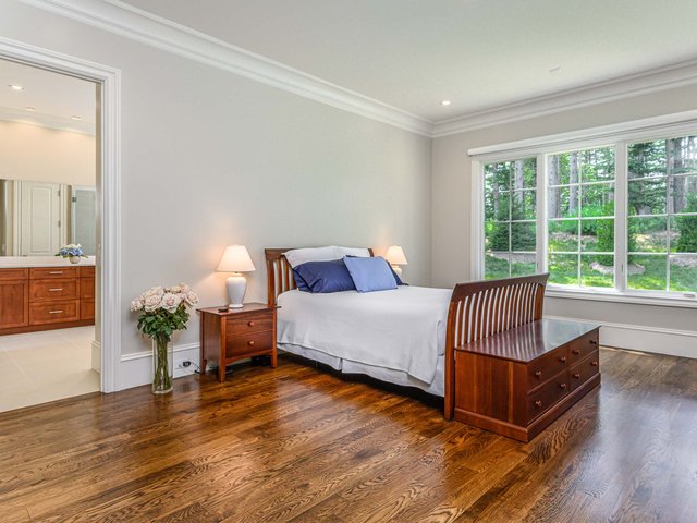 Brookline Manor guest bedroom