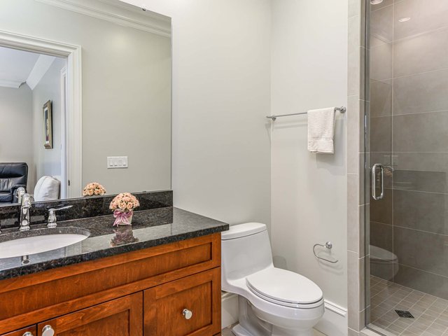 Brookline Manor guest bathroom 2