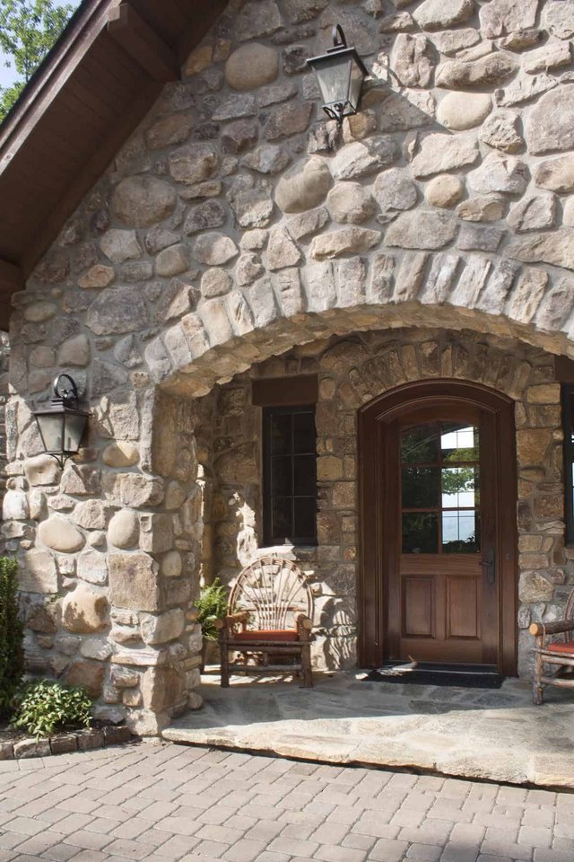 Eagles Nest Entryway
