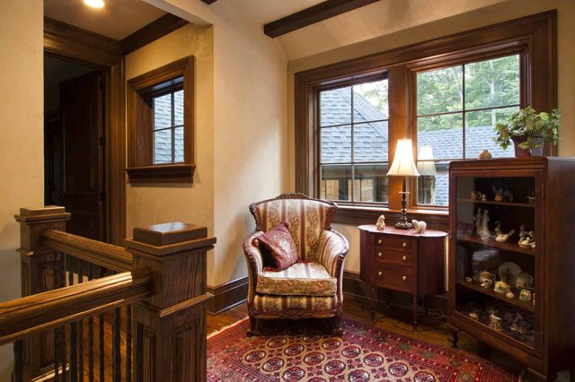 Eagles Nest Sitting Nook