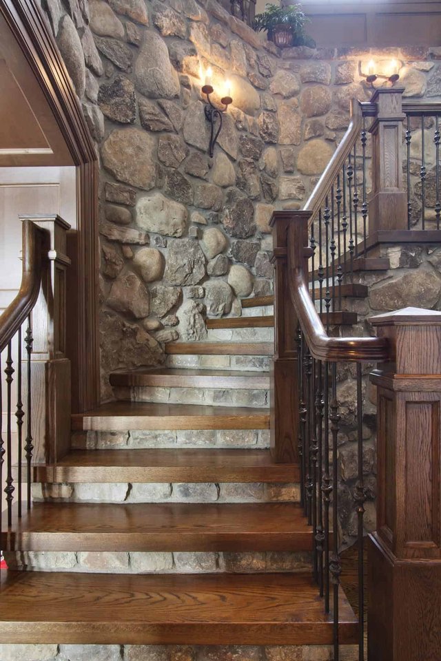 Eagles Nest Staircase 2