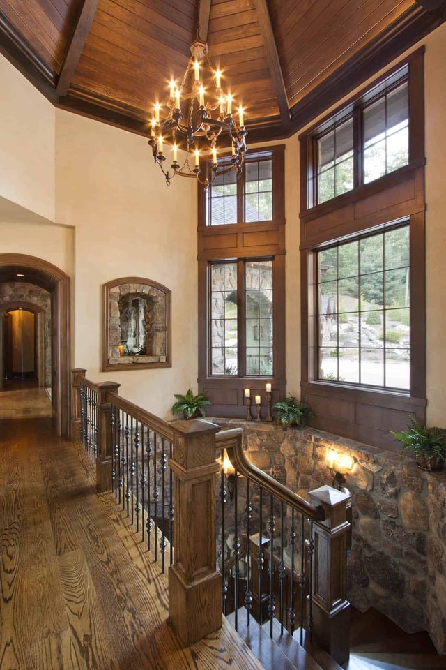 Eagles Nest Upstairs Balcony Overlook