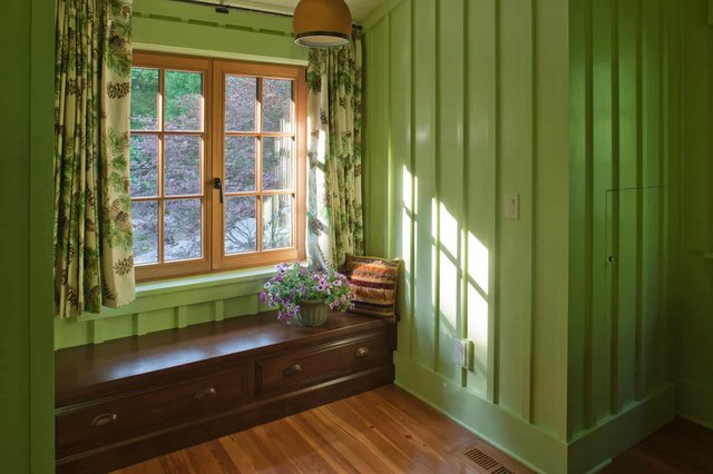 Family Retreat Bench Window Inset