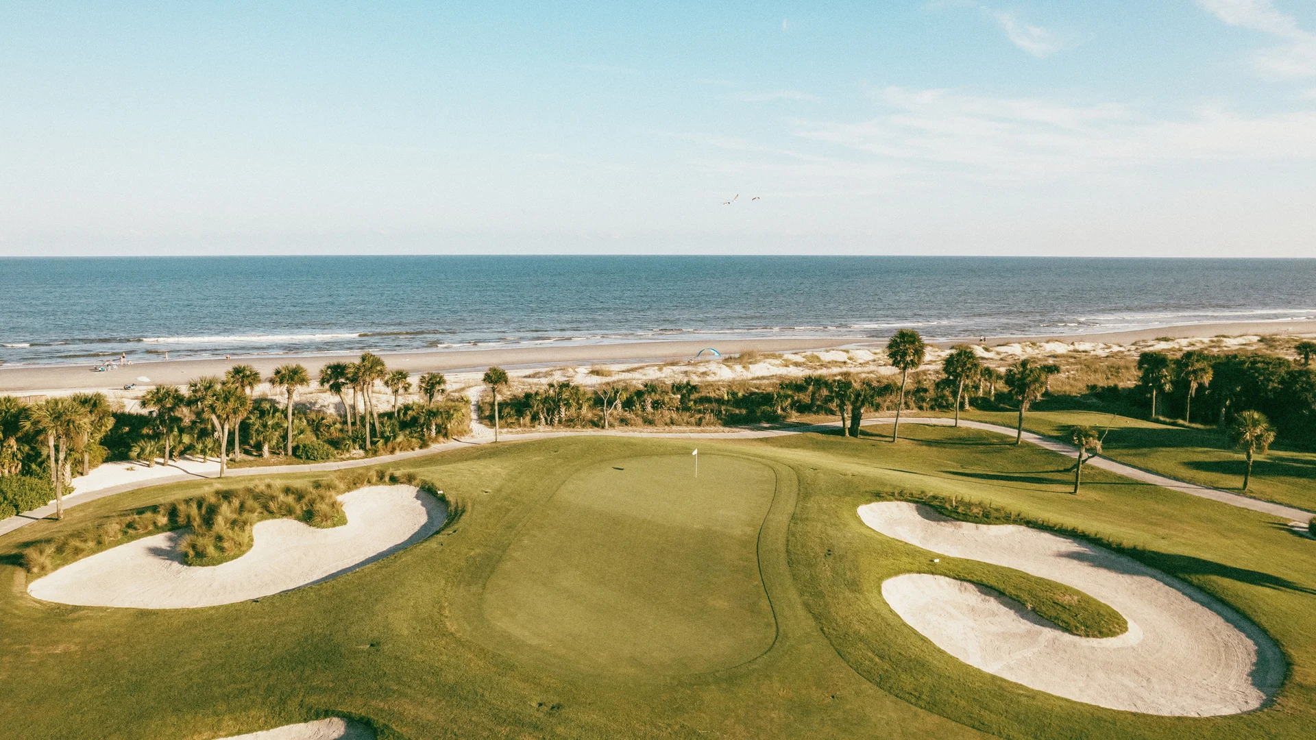 Golf course on Hilton Head island next to ocean