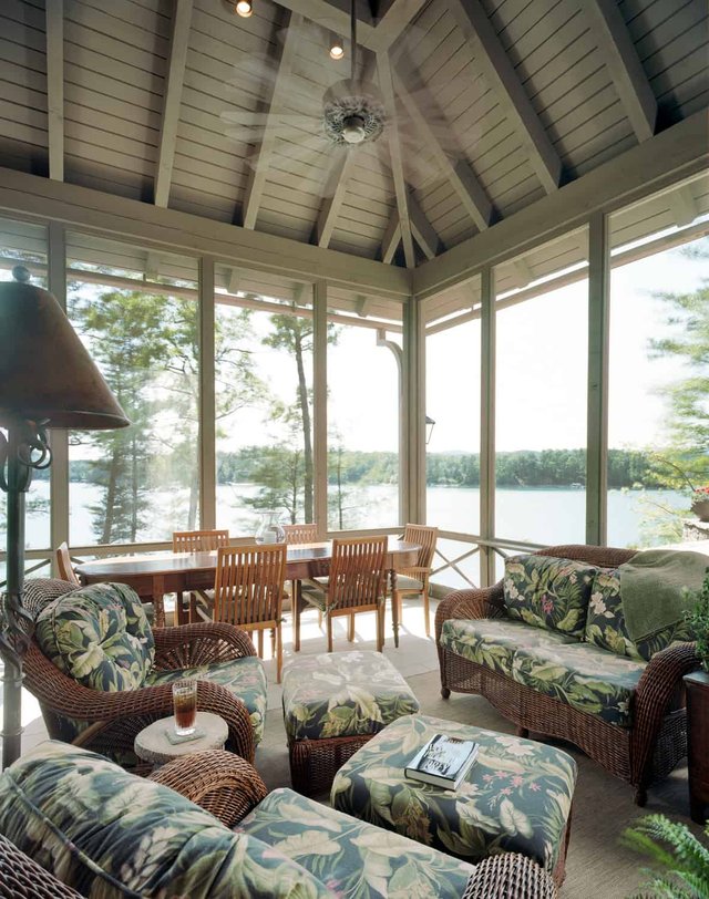 Keowee Legacy Screened In Porch