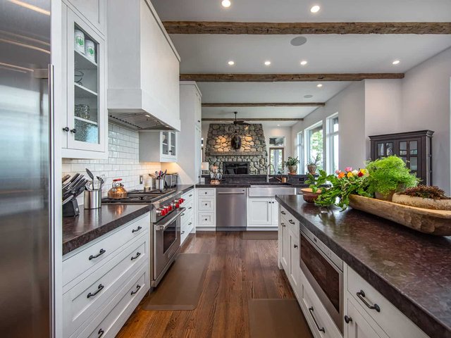 Ridgeview Kitchen Island