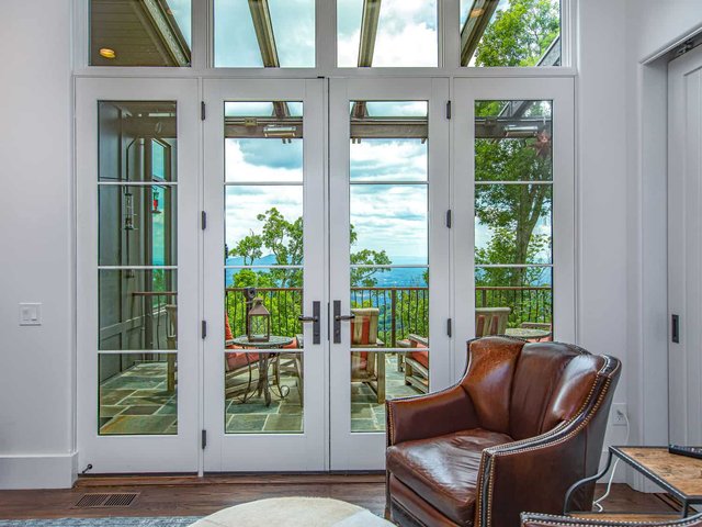 Ridgeview Sitting Area with Patio Doors