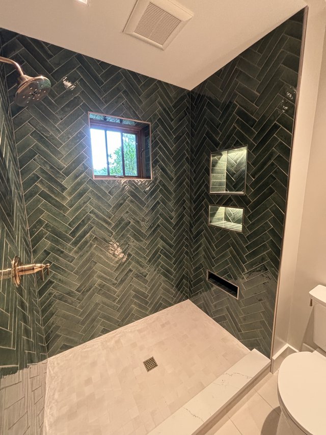 Rustic Retreat Shower tile