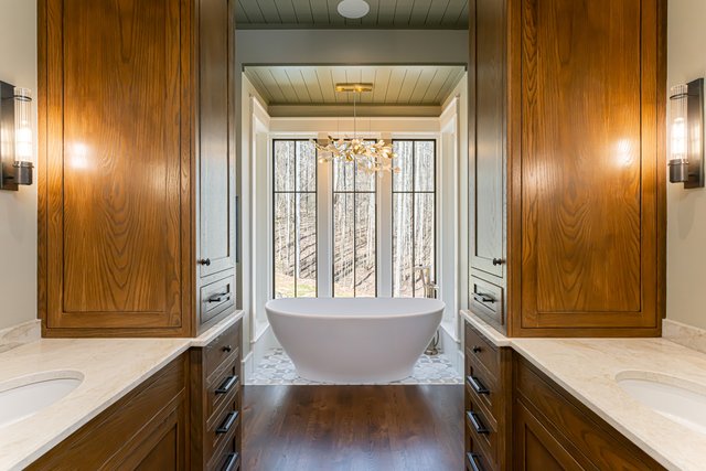 Secluded Sanctuary Bath