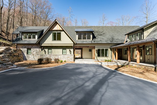 Secluded Sanctuary Breezeway