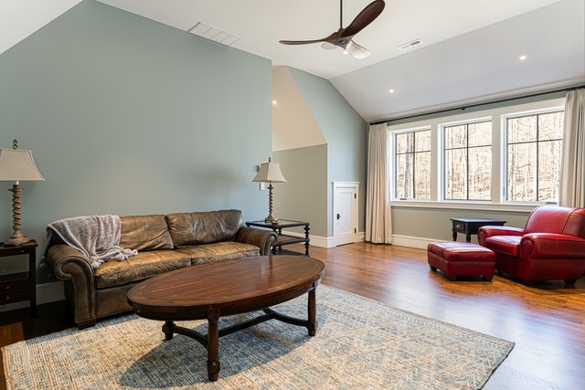 Secluded Sanctuary Den