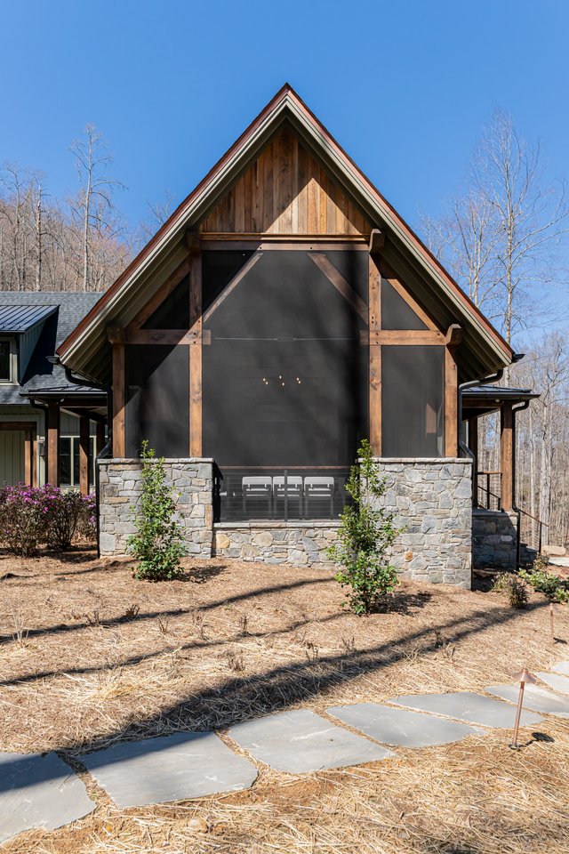 Secluded Sanctuary Exterior Screened