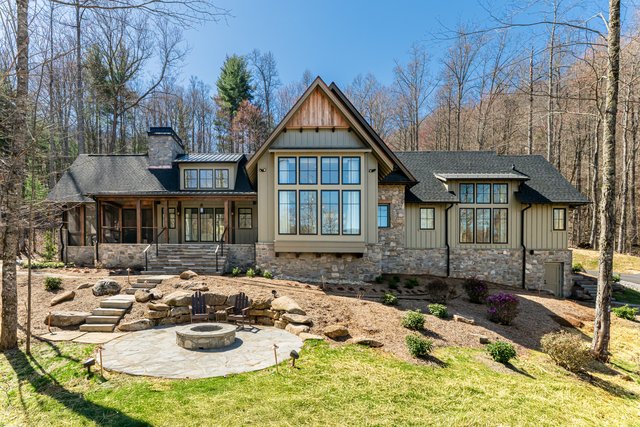 Secluded Sanctuary Exterior with Firepit