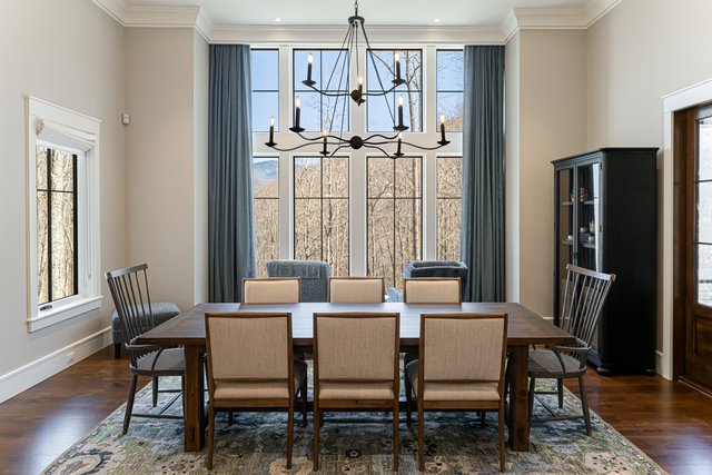 Secluded Sanctuary Formal Dining