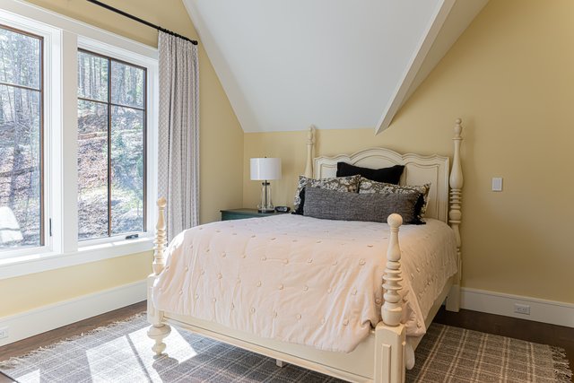 Secluded Sanctuary Guest Bedroom1