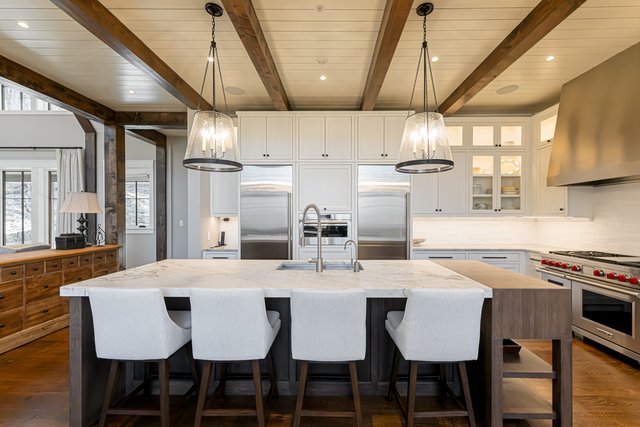 Secluded Sanctuary Kitchen Island Seating