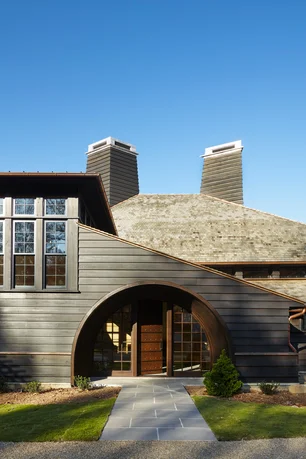 Anthracite Lodge exterior front