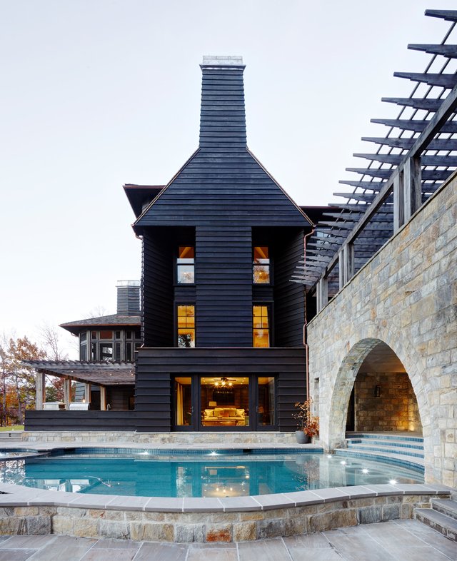 Anthracite Lodge Pool and side view