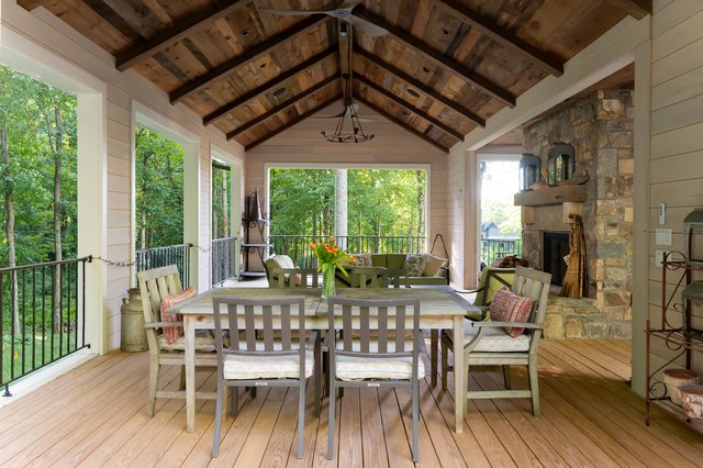 Modern Farmhouse Outdoor Seating