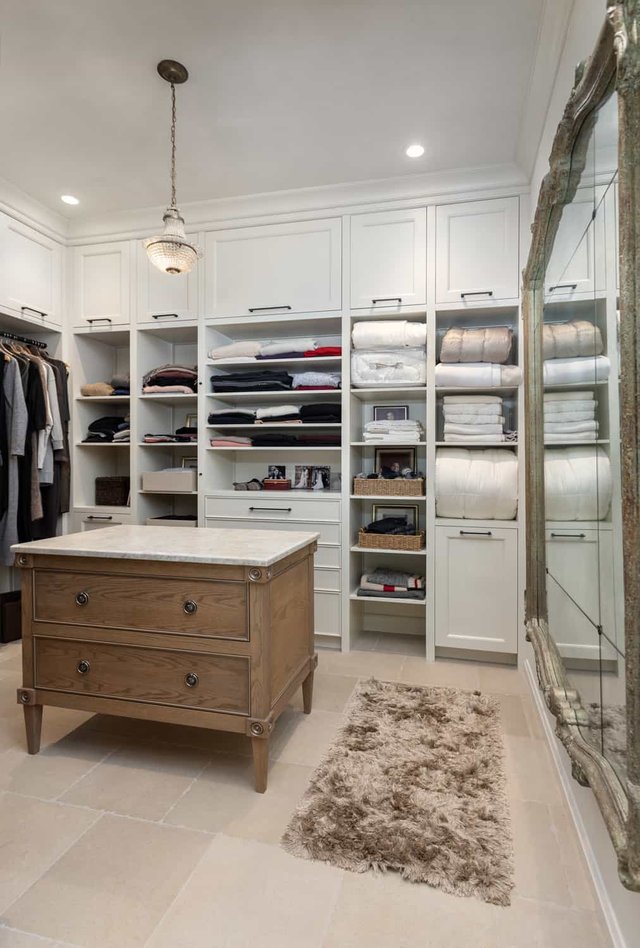 Town Mountain Ranch Walk In Closet in Master Bedroom