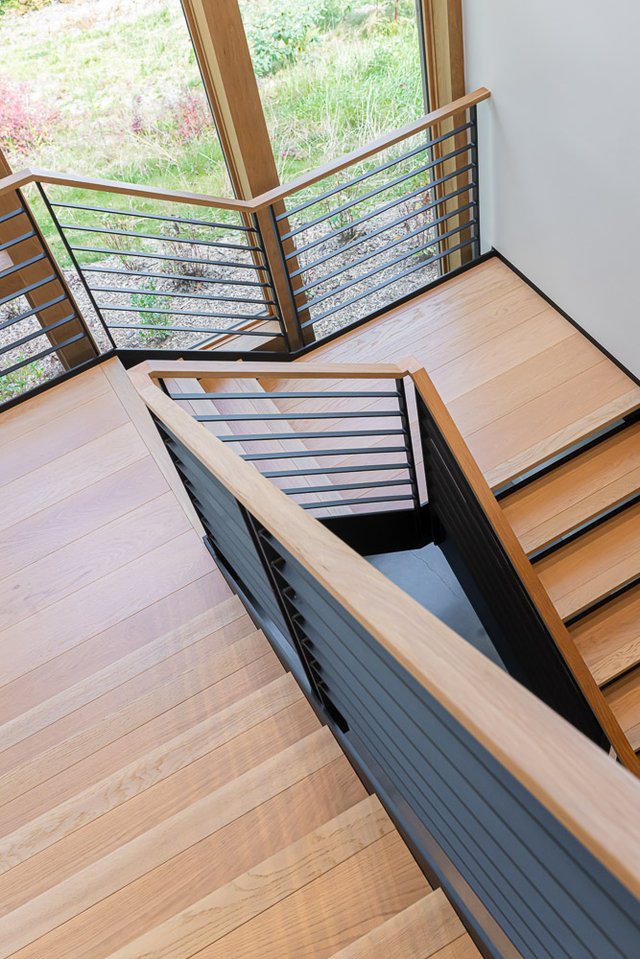 Toxaway Refuge Rail Detail