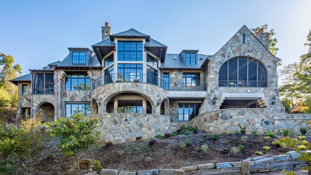 Vista Bluff Front Exterior